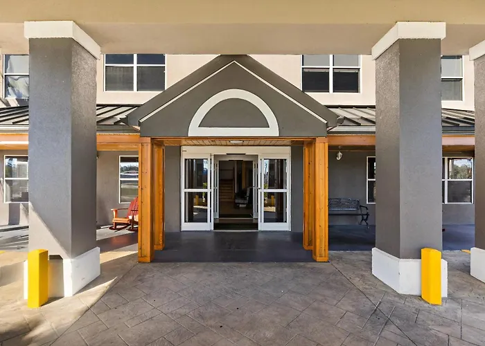 Country Inn & Suites By Radisson, Hinesville, Ga